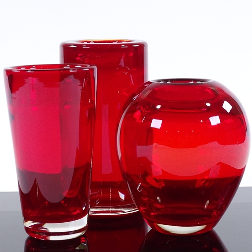 261 - 3 Whitefriars ruby glass vases designed by Geoffrey Baxter 1957-'64, largest height 16cm