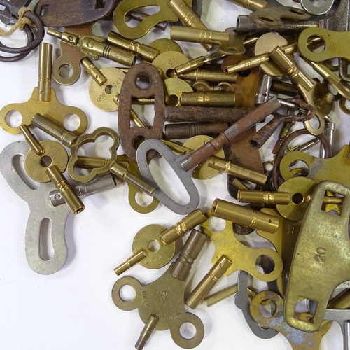 461 - A large quantity of various clock keys