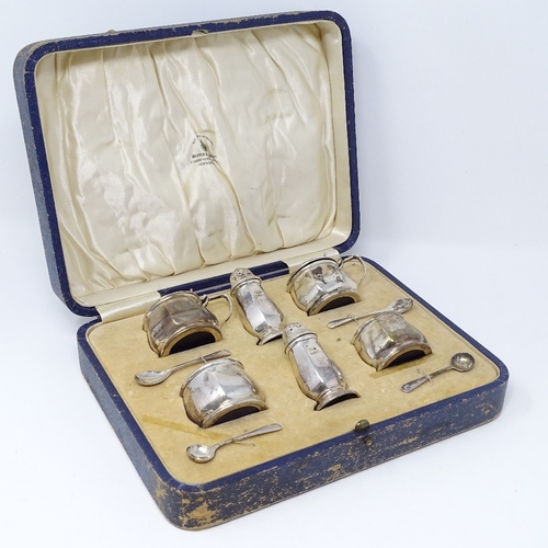 844 - Cased 6-piece silver cruet set, by Mappin & Webb, hallmarks Birmingham 1927