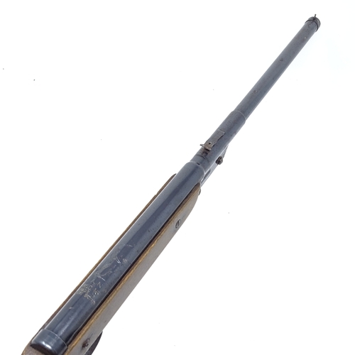 39 - A Diana 16 model air rifle, 0.177 calibre, break barrel, circa 1958, working order