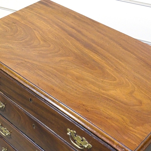 326 - A George III mahogany bachelor's chest of 4 long graduated drawers on bracket feet, width 2'7