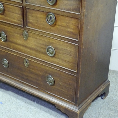 349A - An unusual early 19th century mahogany chest of drawers of small size, with 4 short and 2 long drawe... 