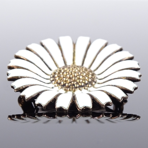 511 - An Anton Michelsen Danish vermeil sterling silver and white enamel daisy brooch, maker's marks AM, b... 