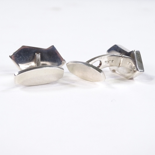 574 - A pair of Bent Knudsen Danish sterling silver cufflinks, plain form, maker's marks Bent K, panel len... 