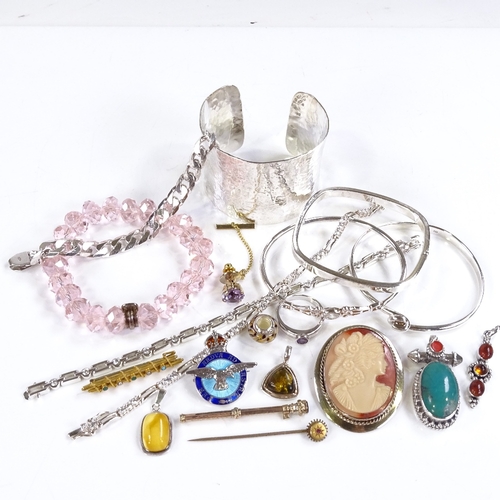 603 - Various silver and stone set jewellery, including flat curb link chain, cameo brooch etc, 260g total