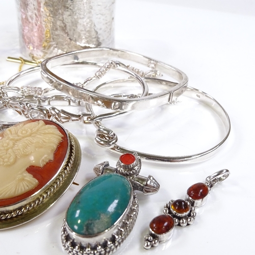 603 - Various silver and stone set jewellery, including flat curb link chain, cameo brooch etc, 260g total