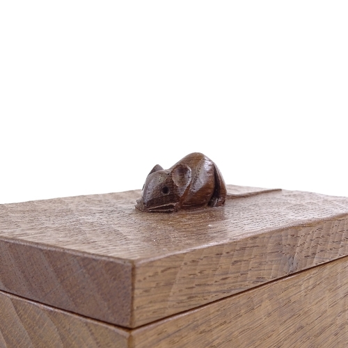 209 - Robert Mouseman Thompson, rectangular oak box, 18cm x 11cm x 8.5cm