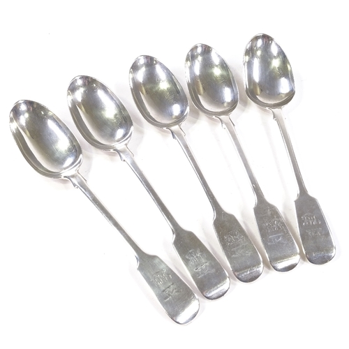 716 - A set of 5 Victorian silver Fiddle pattern dinner spoons, by Chawner & Co, hallmarks London 1875, le... 