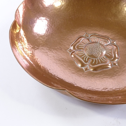 247 - A Keswick planished copper Tudor Rose pattern fruit bowl, stamped R12 KSIA Keswick, 28cm across