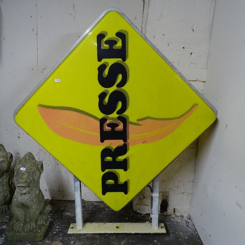 1442 - A Vintage French illuminating sign 