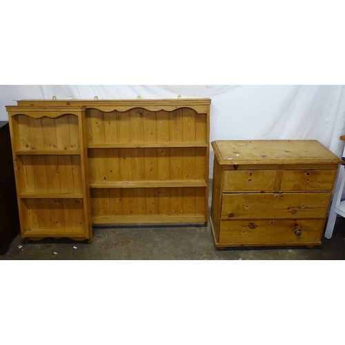 1595 - A pine 4-drawer chest, a pine hanging plate rack, and another (3)