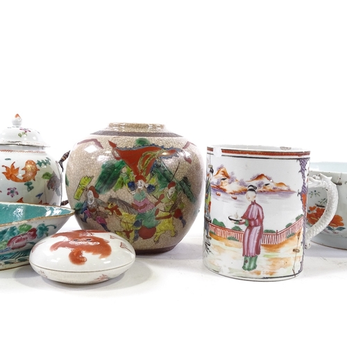 389 - A group of Chinese porcelain items