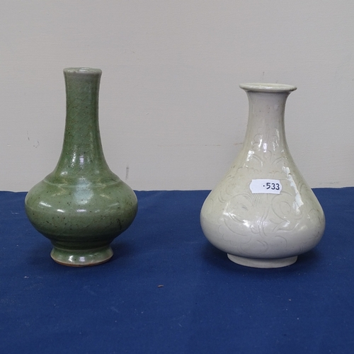 533 - A group of Chinese porcelain items, including a white glaze narrow-neck vase with incised decoration... 