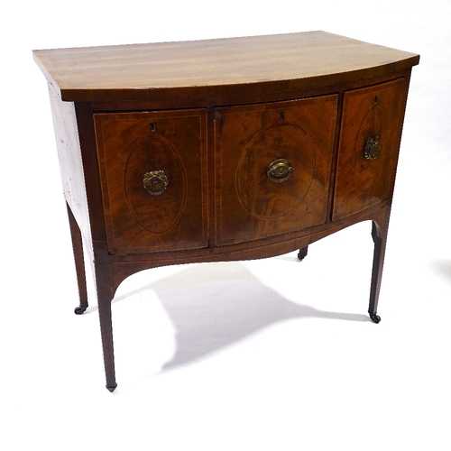 416 - A George III mahogany bow-front sideboard of small size, with 3 drawers under, width 92cm