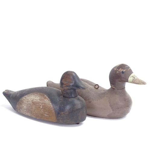 42 - 2 carved and painted wood decoy ducks, largest length 35cm (2)