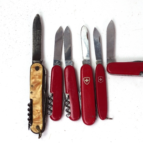 117 - Various pocket knives and Swiss Army knives, including examples with stag horn grips