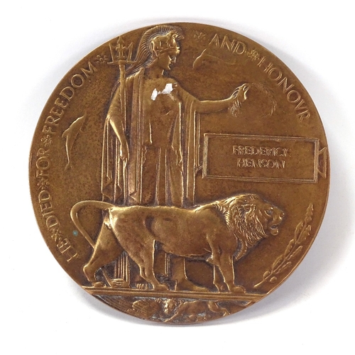 137 - A First War Period bronze death plaque awarded to Frederick Henson