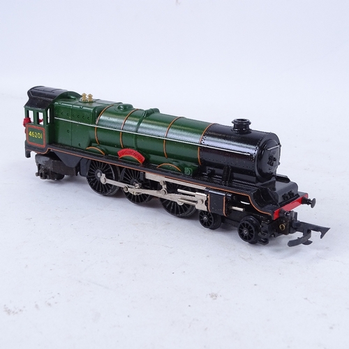 183 - A Triang Railways R53 4-6-2 Princess Loco green livery train, boxed