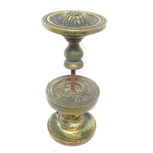 341 - 4 cast-brass large doorknobs with door plates, handle diameter 10cm