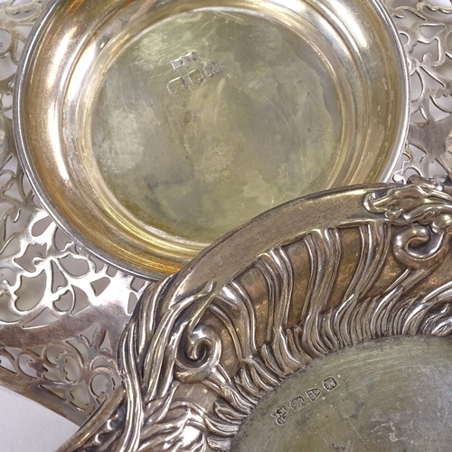 663 - Various silver, including bon bon dish, bottle holder etc, largest dish diameter 14.5cm, 5.6oz total... 