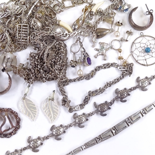 673 - Various silver jewellery, including Greek Key bracelet, turtle bracelet, earrings, pendants etc, 118... 