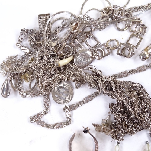 673 - Various silver jewellery, including Greek Key bracelet, turtle bracelet, earrings, pendants etc, 118... 