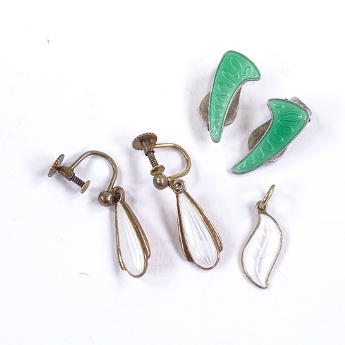 683 - Various Scandinavian sterling silver and enamel jewellery, including Volmer Bahner Danish earrings a... 