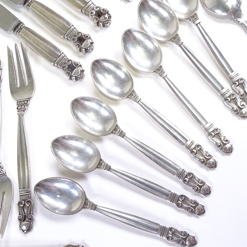 685 - GEORG JENSEN - set of various Vintage Danish stylised sterling silver Kongens pattern cutlery, inclu... 