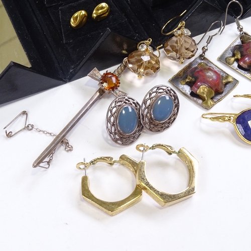 691 - Various costume jewellery, including Pierre Cardin cased earring set, silver stone set sword brooch ... 