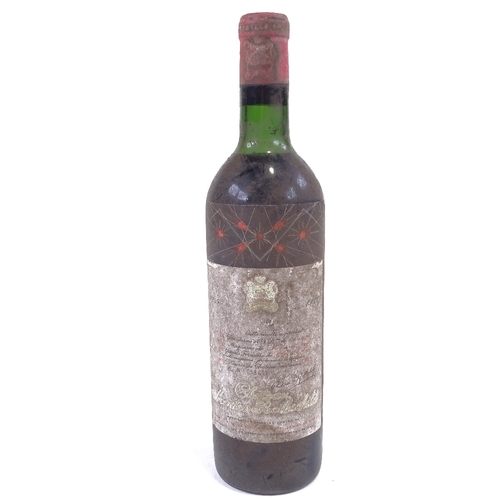 263 - A bottle of Chateau Mouton Rothschild, Vintage 1959, Pauillac, Bottle No. 058411