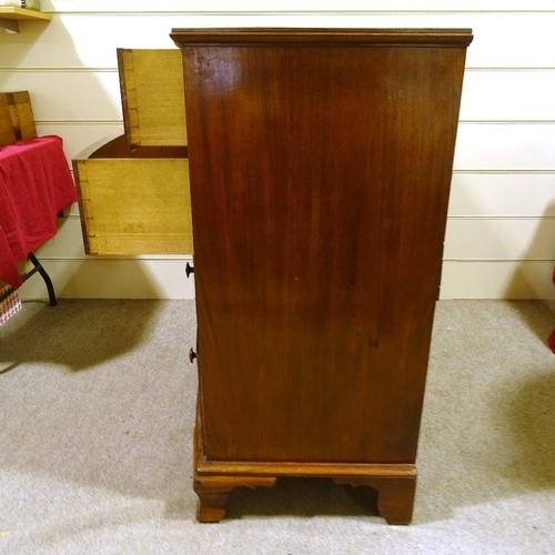 279 - 19th century mahogany bow-front chest of 3 long and 2 short drawers, on ogee bracket feet, width 1.1... 