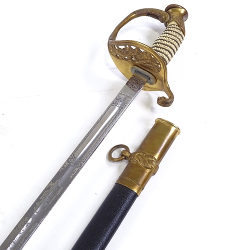 317 - A US Navy Officer's dress sword, by Hilborn & Hamburger of New York, made in Solingen Germany, gilt-... 