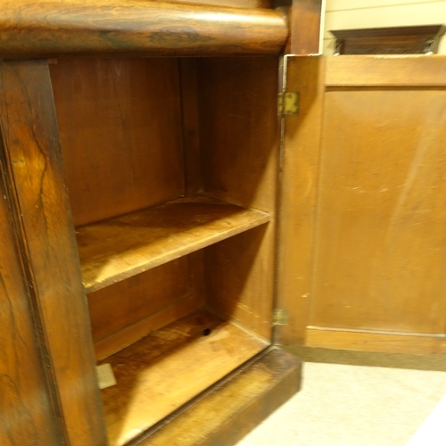 325 - A 19th century rosewood chiffoniere, with raised shelved back, single frieze drawer and turned colum... 