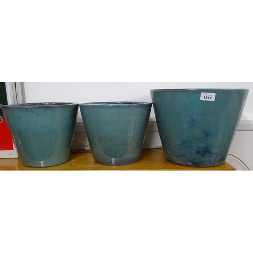 1811 - 3 glazed garden pots, tallest 23cm