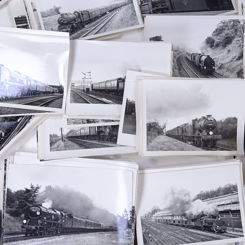 159 - Rodney Lissenden, collection of photographs of steam railway engines (approx 750)