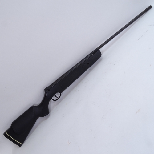 24 - A Vintage SMK Synxs .177 Break Barrel air rifle, overall length 112cm, in slip carrying case