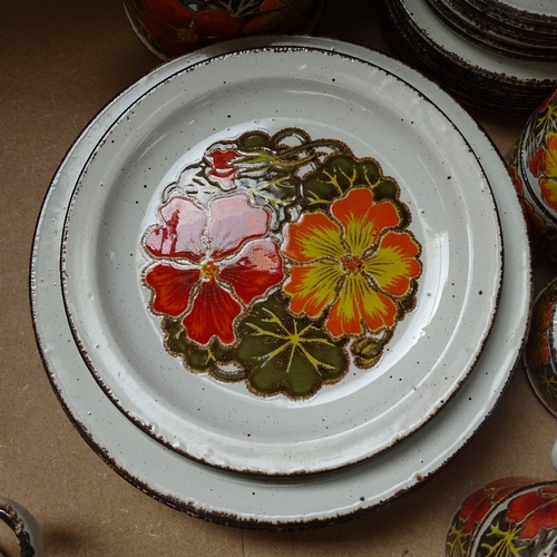 431 - A quantity of mid century Midwinter Stonehenge Nasturtium teaware and dinnerware by Jessie Tait