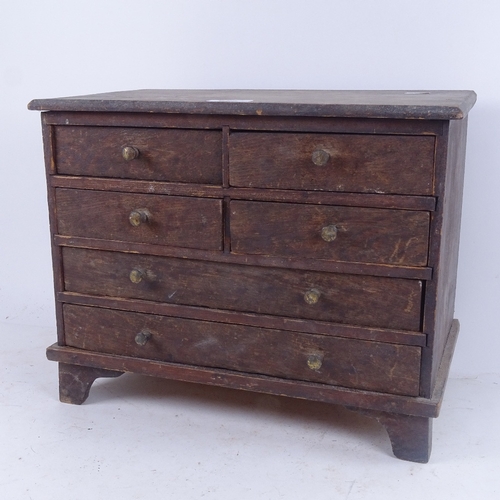 659 - A table-top Antique oak collector's chest of 4 short and 2 long drawers, 38cm across