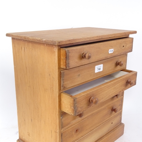 748 - Vintage pine table-top cabinet of 6 long drawers, with turned wood handles, height 42cm