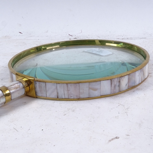 783 - A large magnifying glass, 42cm