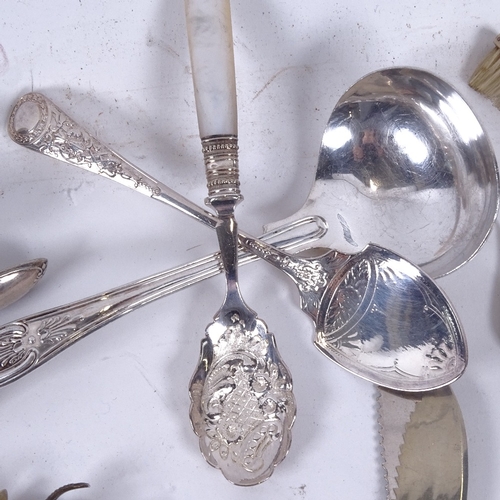 870 - Silver-handled tea knives, manicure items, plated sugar nips etc