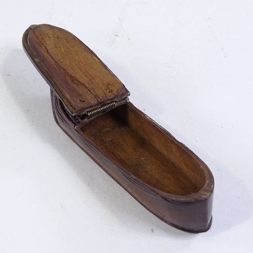 213 - An early 19th century carved and inlaid wood snuffbox, in the form of a shoe, length 10.5cm