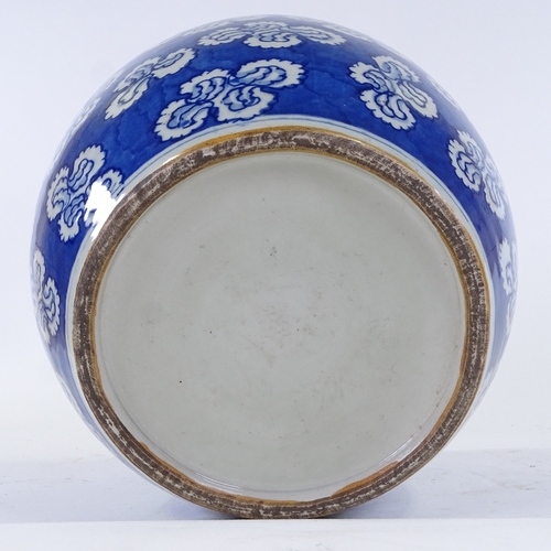 316 - A Chinese blue and white transfer decorated jardiniere, with dragon design, height 23cm, diameter 27... 