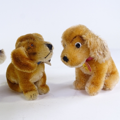 92 - 5 Vintage Steiff dogs, comprising Arco German Shepherd, Sarras Boxer dog, Revue Susie Cocker Spaniel... 