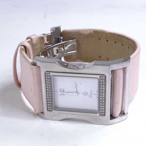 521 - CHRISTIAN DIOR - a lady's Vintage stainless steel quartz wristwatch, ref. DV3036, white dial with ha... 