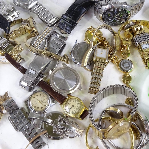 533 - A very large quantity of various watches and movements, mostly for spares and repairs, maker's inclu... 