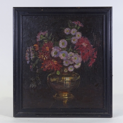 1239 - Mid-20th century oil on canvas, still life, signed with monogram AR, 17