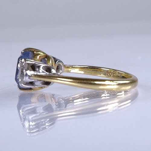 627 - An 18ct gold 3-stone sapphire and diamond dress ring, total diamond content approx 1ct, diamond dime... 