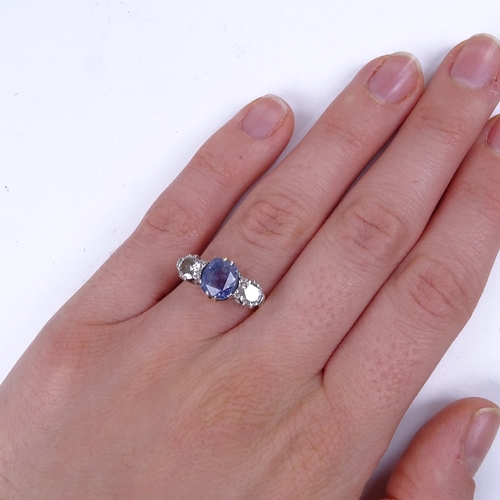 627 - An 18ct gold 3-stone sapphire and diamond dress ring, total diamond content approx 1ct, diamond dime... 