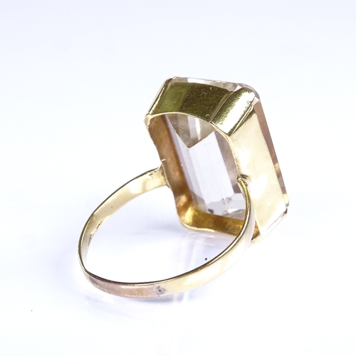 648 - A late 20th century unmarked high carat gold smoky quartz dress ring, setting height 22.8mm, size ap... 